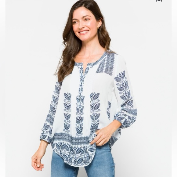 Boho Split Neck Blouse - Picture 2 of 5